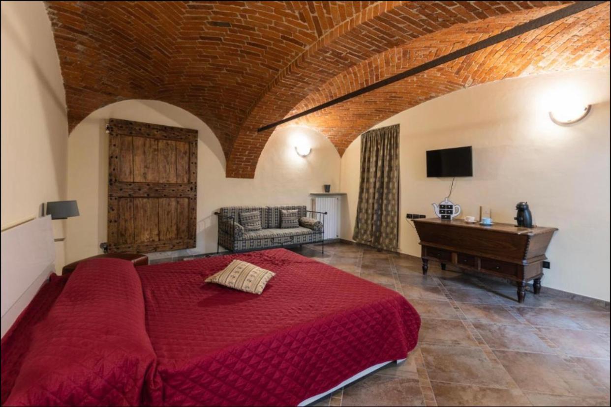 Bed and Breakfast Certe Notti Langhe Casa Furno Zewnętrze zdjęcie
